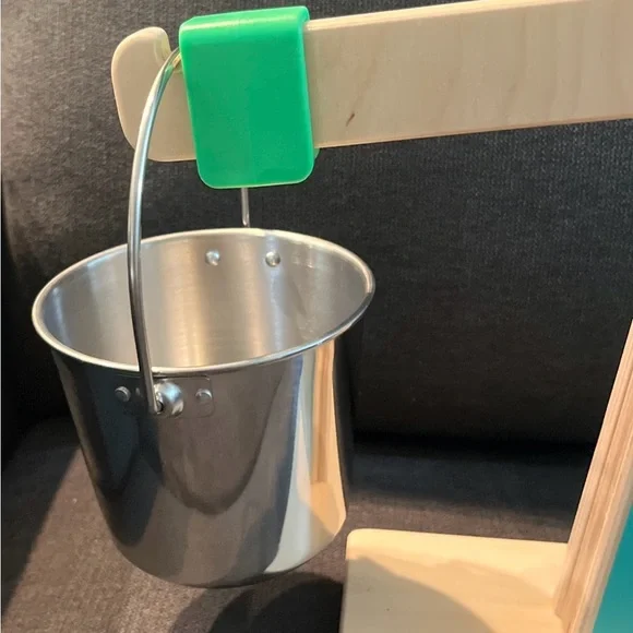 LOVEVERY "The Enthusiast Play" Every Which Weigh Scale & Pails (28-30 Months) - Picture 5 of 7